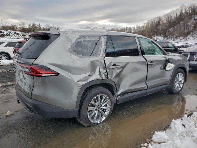 Salvage 2025 Toyota Grand Highlander Platinum