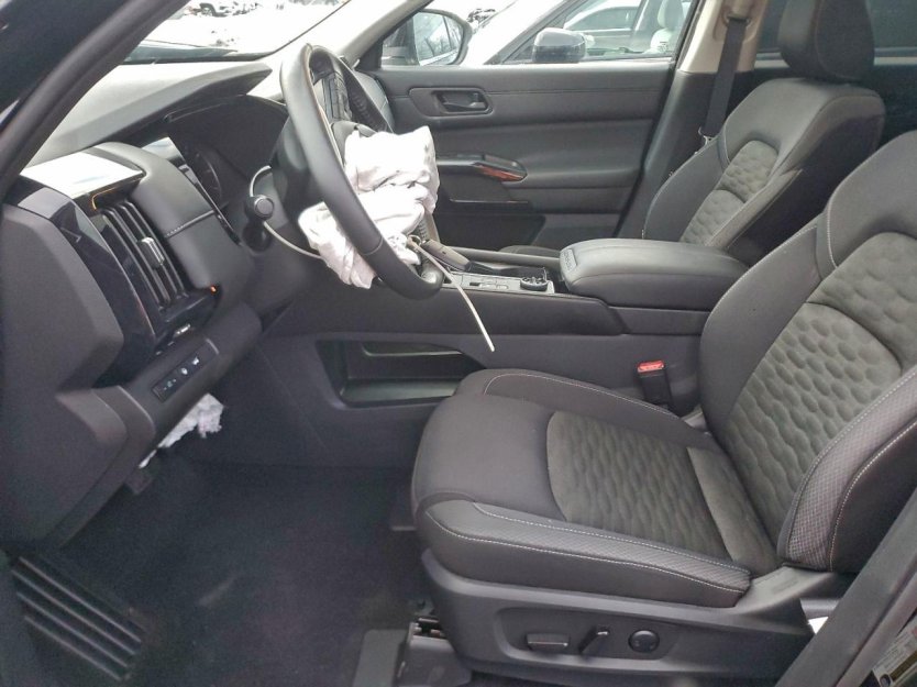 Salvage 2025 Nissan Pathfinder Rock Creek