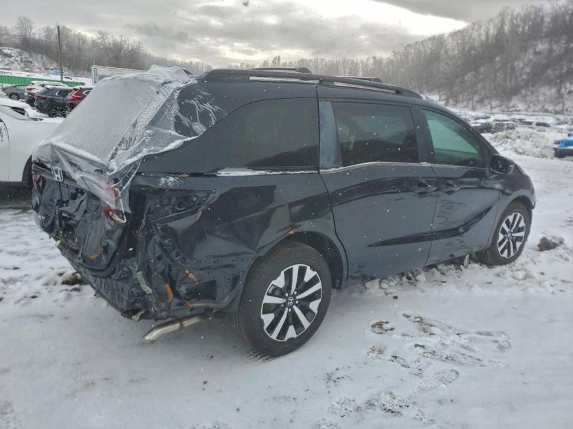 Salvage 2026 Honda Odyssey Exl