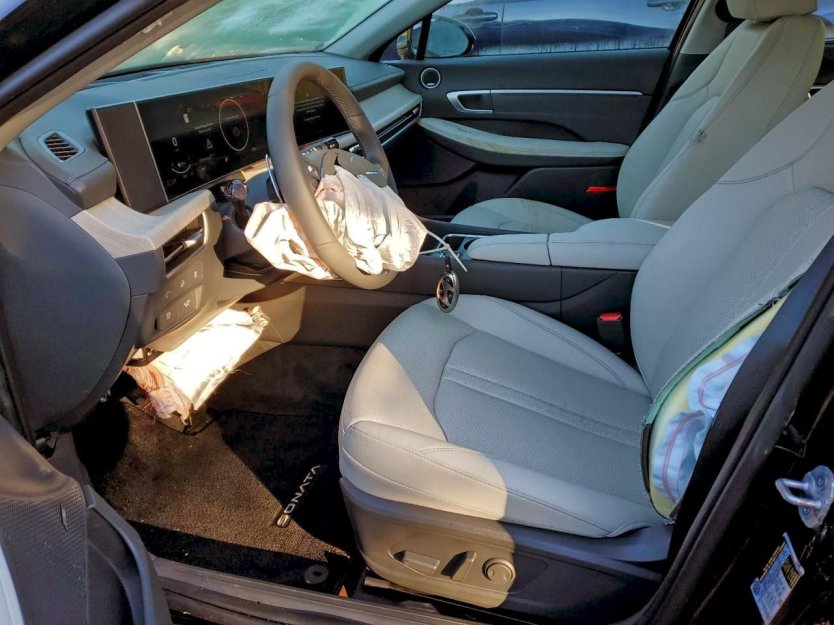 Salvage 2025 Hyundai Sonata Hybrid