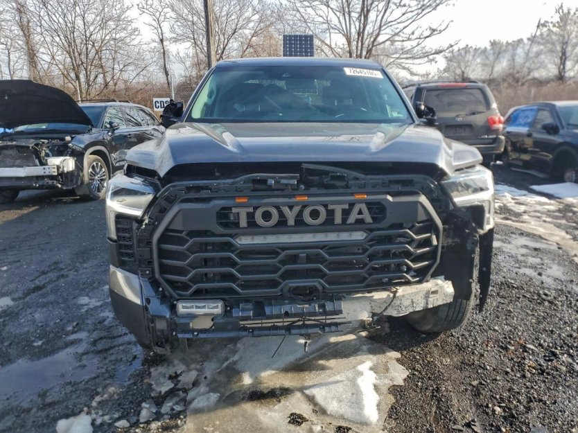 Salvage 2023 Toyota Tundra Limited