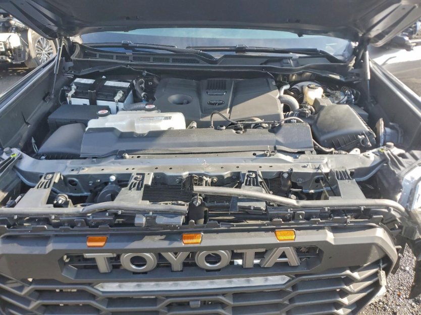 Salvage 2023 Toyota Tundra Limited