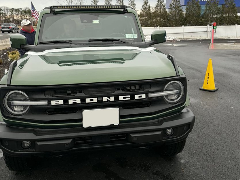 Salvage 2022 Ford Bronco Outer Bank