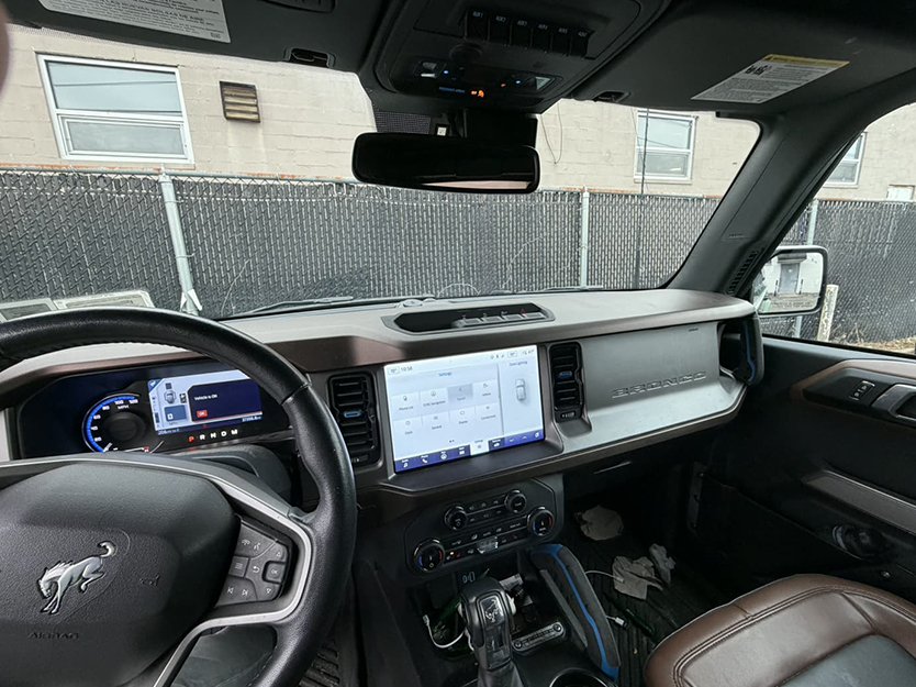 Salvage 2022 Ford Bronco Outer Bank