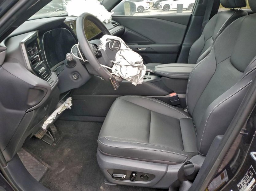 Salvage 2025 Lexus Tx 350 