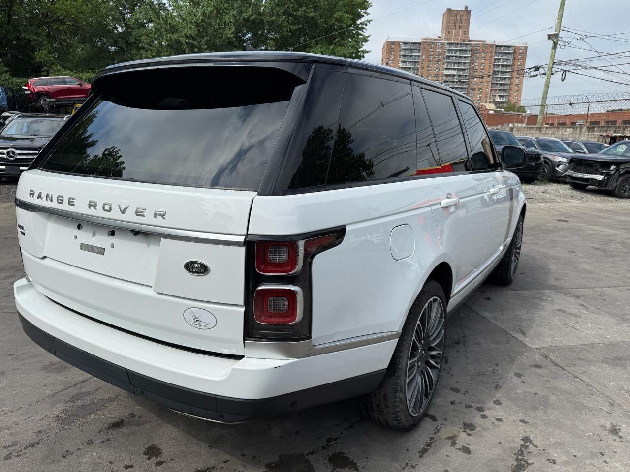 Salvage 2022 Land Rover Range Rover Westminster Edition