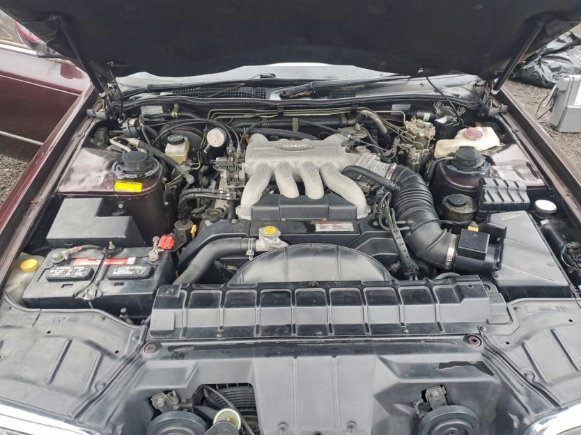 Salvage 1992 Nissan Presidente 