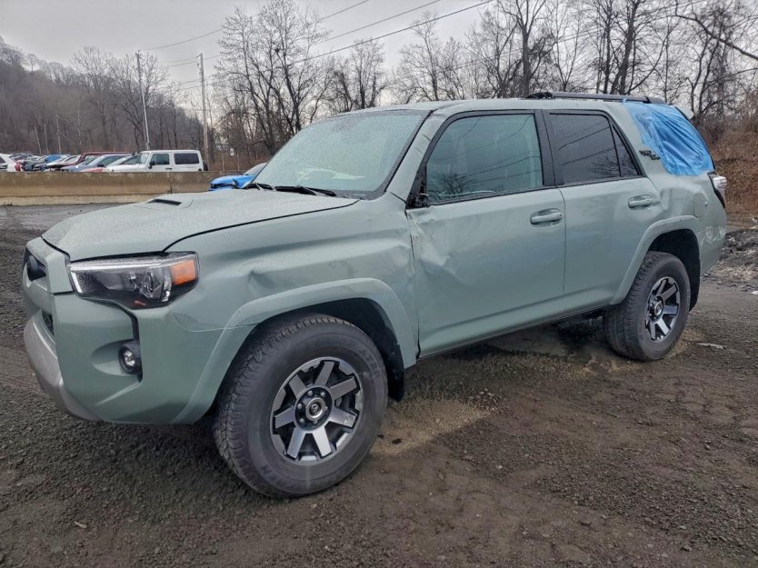 Salvage 2023 Toyota 4runner Se