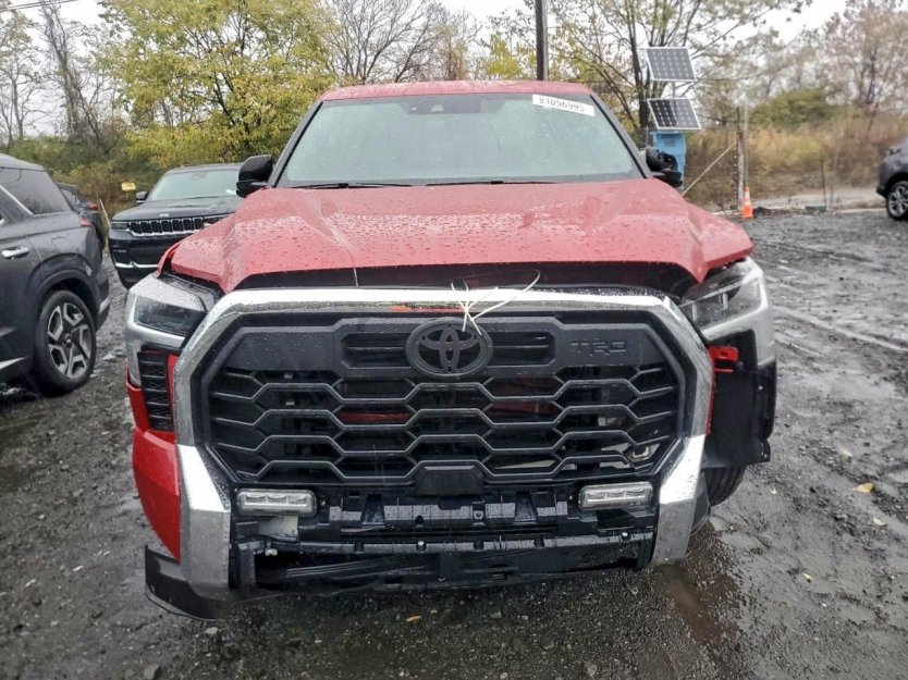 Salvage 2025 Toyota Tundra 