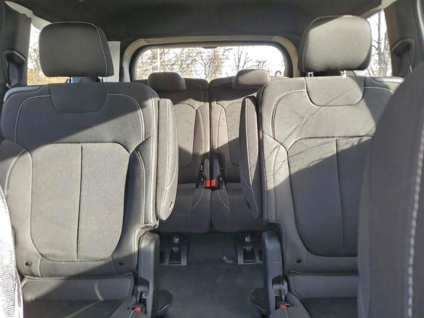 Salvage 2025 Jeep Grand Cherokee L 