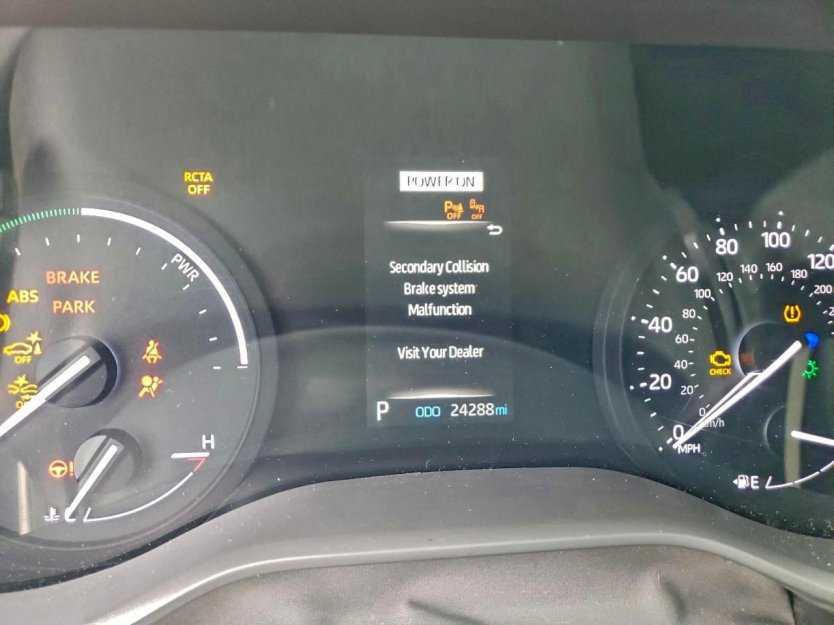 Salvage 2023 Toyota Sienna Braunability