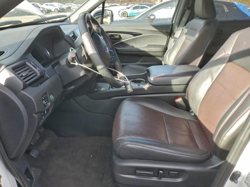 Salvage 2024 Honda Passport Black Edition