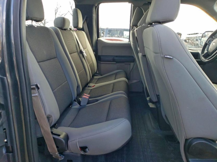 Salvage 2019 Ford F150 