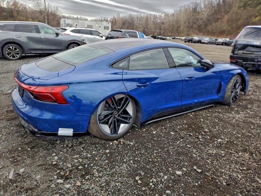 Salvage 2024 Audi Rs E-tron Gt