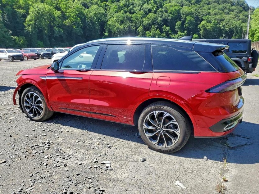 Salvage 2025 Lincoln Nautilus 