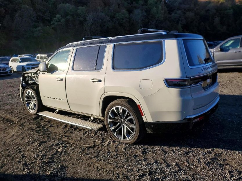 Salvage 2022 Jeep Grand Wagoneer Series Iii