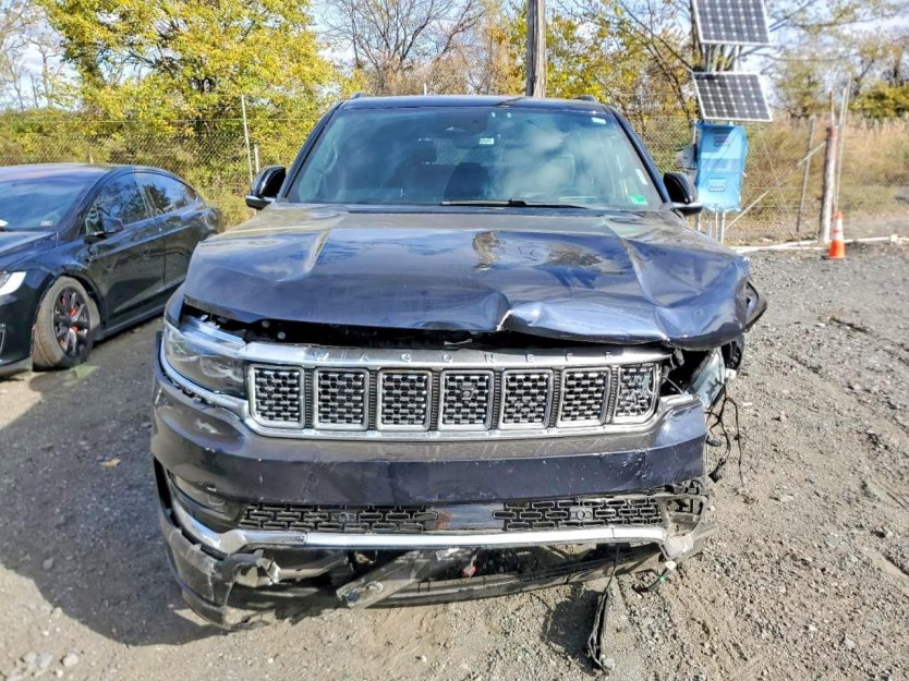 Salvage 2023 Jeep Grand Wagoneer L 