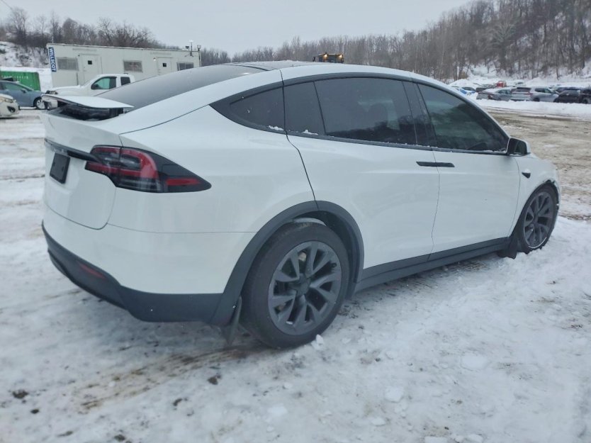 Salvage 2024 Tesla Model X 