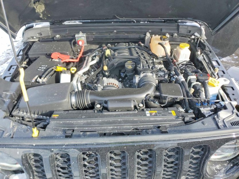 Salvage 2023 Jeep Gladiator Overland