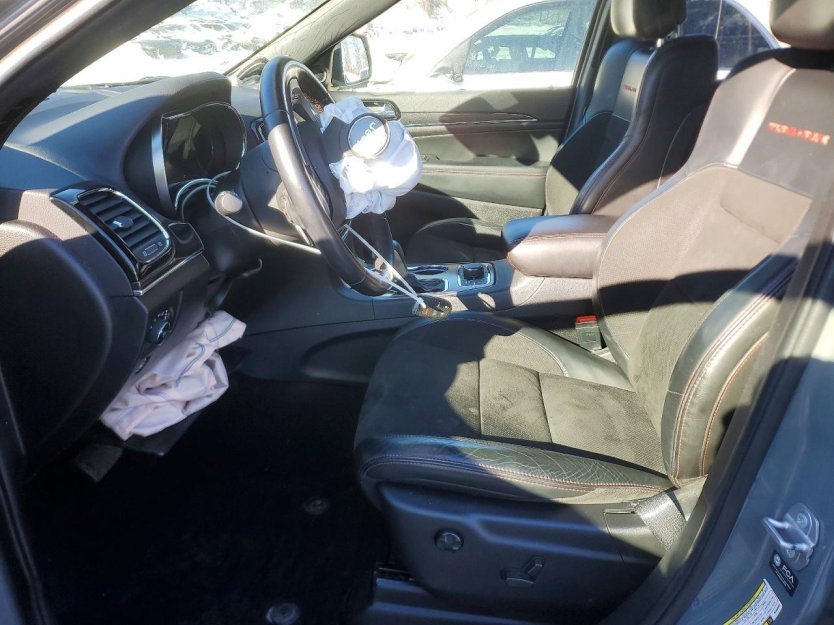 Salvage 2021 Jeep Grand Cherokee Trailhawk