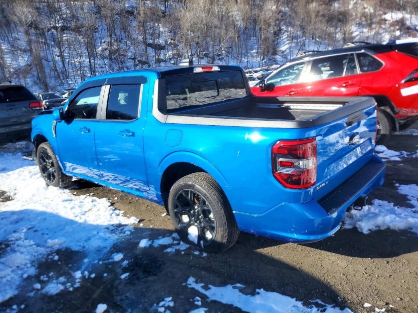 Salvage 2025 Ford Maverick Lobo-premium