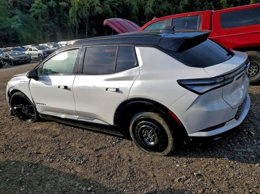 Salvage 2025 Chevrolet Equinox Rs