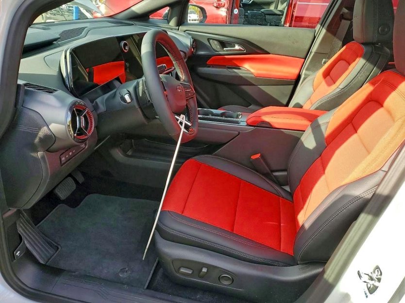 Salvage 2025 Chevrolet Equinox Rs