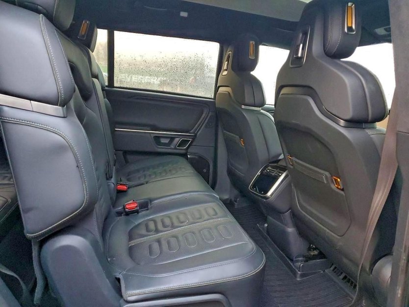 Salvage 2023 Rivian R1s Launch Edition