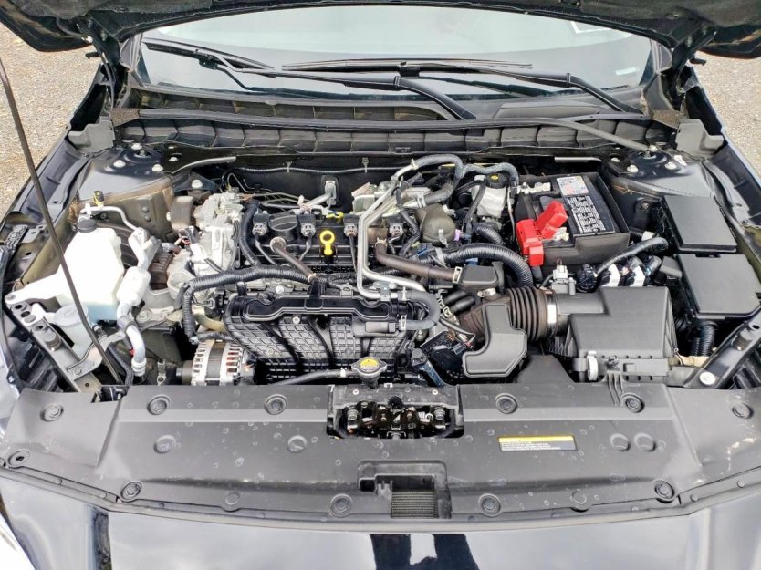 Salvage 2025 Nissan Altima Sr