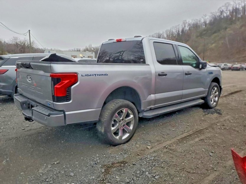 Salvage 2024 Ford F150 Lightning Xlt