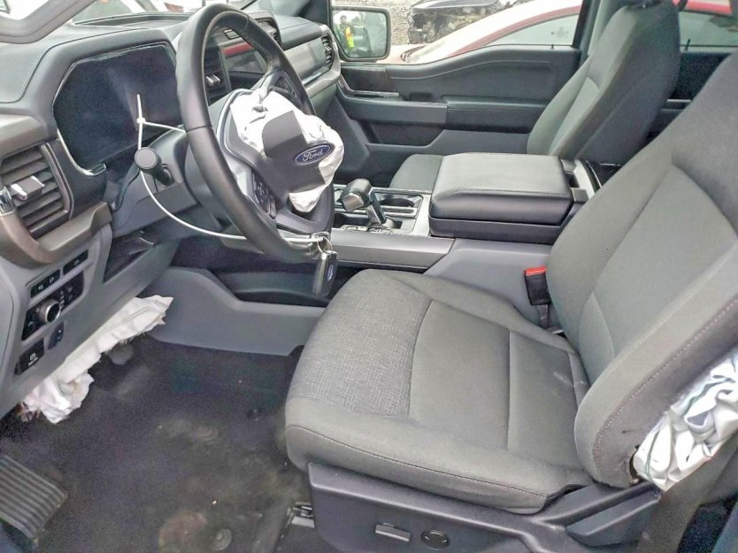 Salvage 2024 Ford F150 Lightning Xlt