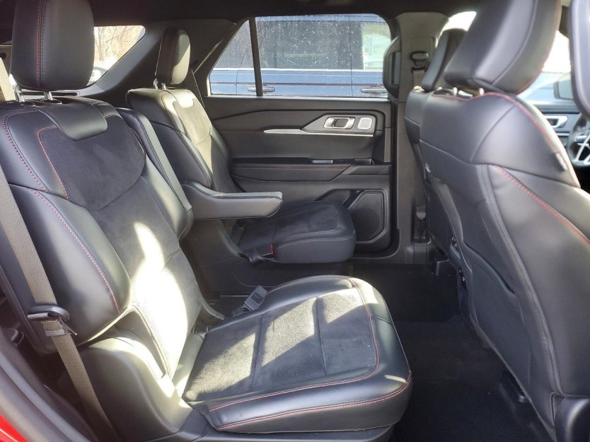 Salvage 2025 Ford Explorer St