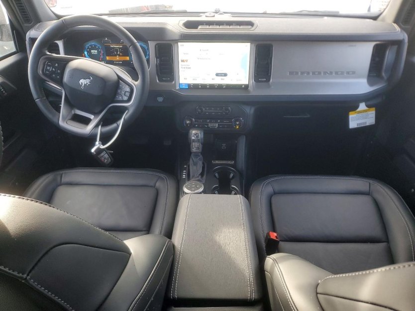 Salvage 2025 Ford Bronco Outer Banks