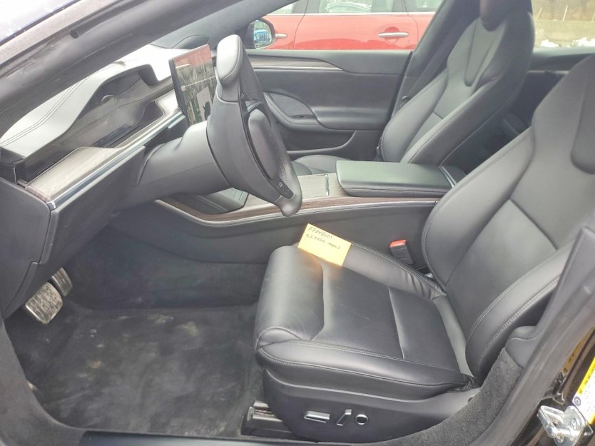 Salvage 2022 Tesla Model S 