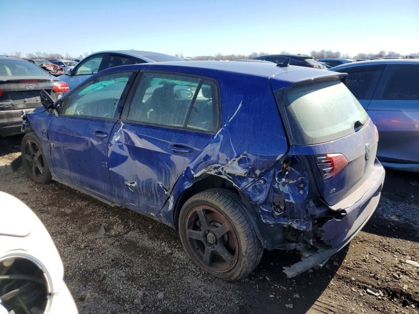 Salvage 2018 Volkswagen Golf R