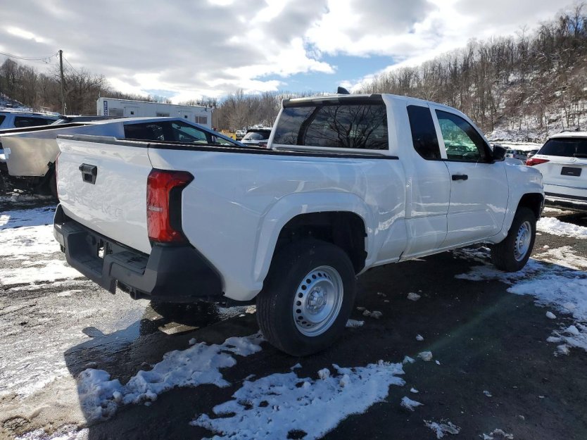 Salvage 2025 Toyota Tacoma 