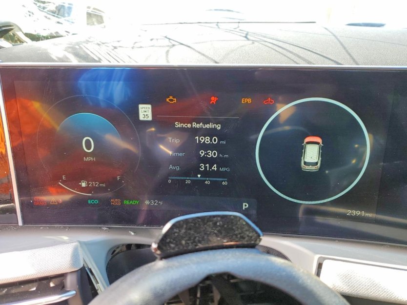 Salvage 2025 Hyundai Tucson Hybrid Limited