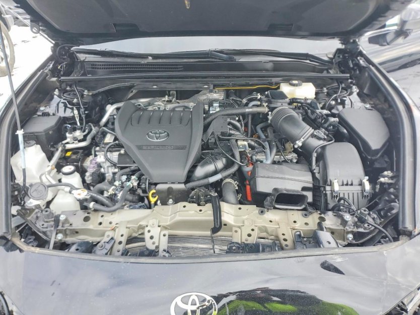 Salvage 2026 Toyota Crown Platinum