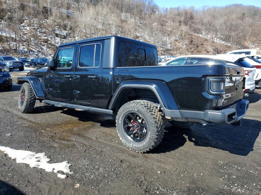 Salvage 2025 Jeep Gladiator Sport