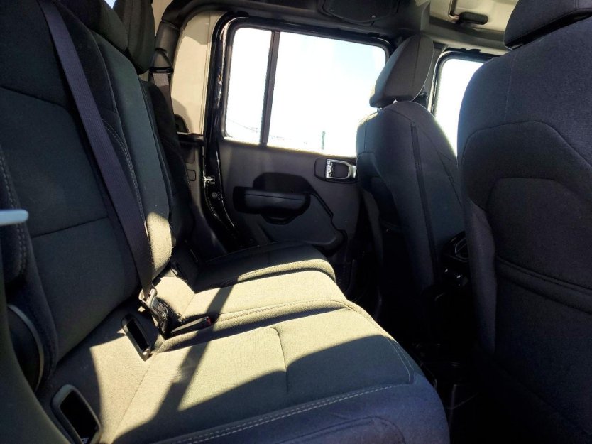 Salvage 2025 Jeep Gladiator Sport