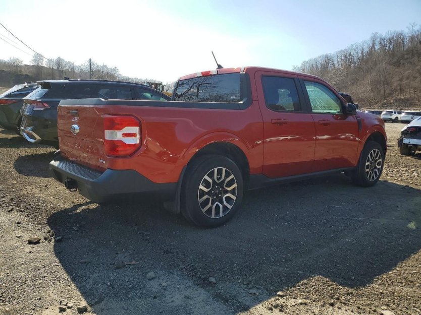 Salvage 2024 Ford Maverick Lariat