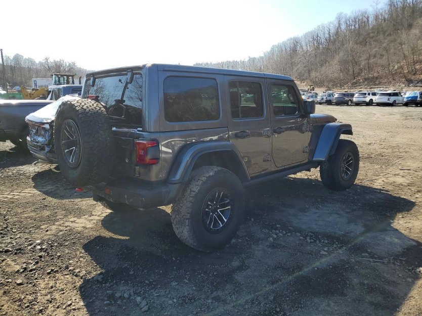 Salvage 2025 Jeep Wrangler Rubicon