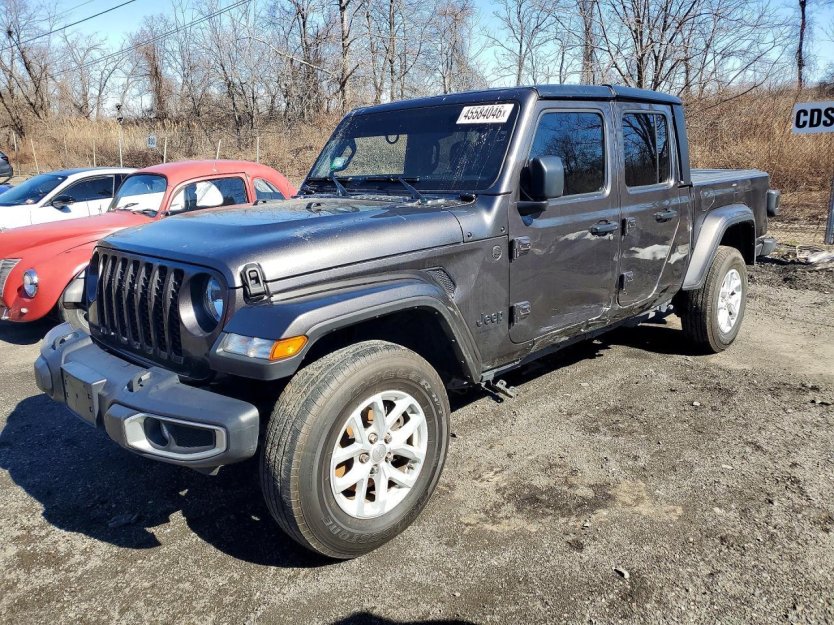 Salvage 2023 Jeep Gladiator 