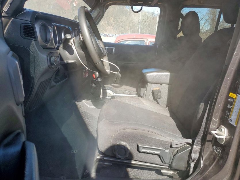 Salvage 2023 Jeep Gladiator 