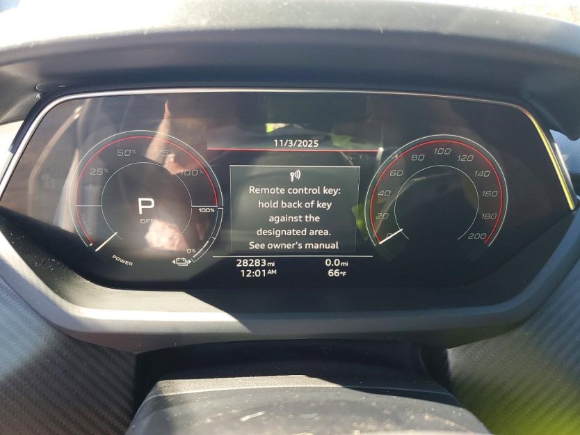 Salvage 2024 Audi E-tron Prestige