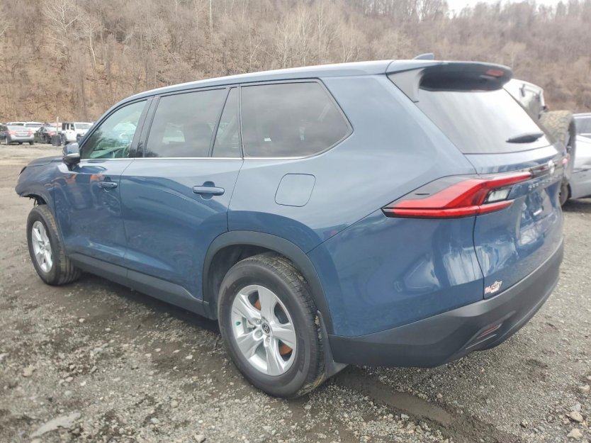 Salvage 2025 Toyota Grand Highlander 