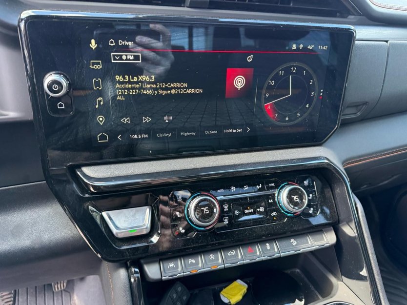 Salvage 2025 Gmc Sierra 1500 At4