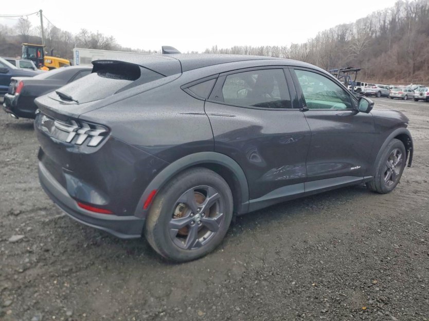 Salvage 2022 Ford Mustang Mach-e Select