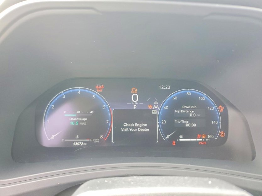 Salvage 2024 Toyota Grand Highlander Platinum