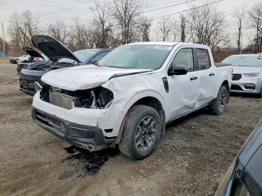 Salvage 2024 Ford Maverick Xlt